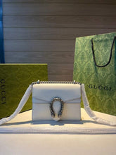 Load image into Gallery viewer, Hàng Preorder